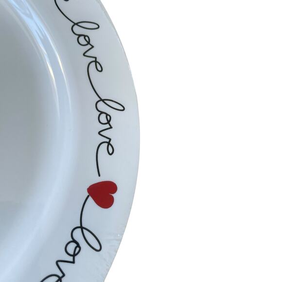Cupcakes & Cashmere Red Hearts Love Border Disposable 10.25" Dinner Plates 12pc - Picture 6 of 10